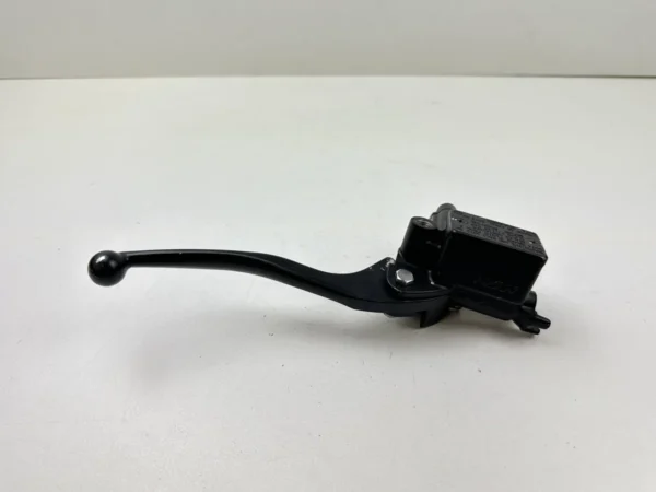 Pièce piece moto d'occasion authentique et vérifiée - Qualité garantie par Dratom Parts