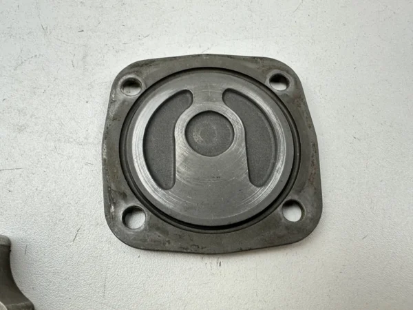 Pièce détachée piece moto d'origine contrôlée et testée - En stock chez Dratom Parts
