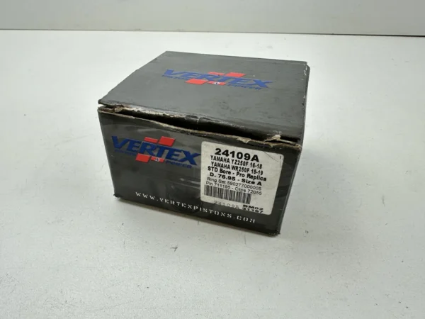 Pièce piece moto d'occasion authentique et vérifiée - Qualité garantie par Dratom Parts