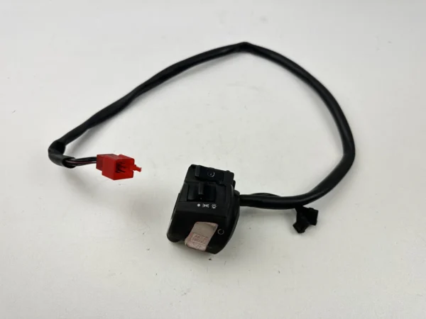 Pièce piece moto d'occasion authentique et vérifiée - Qualité garantie par Dratom Parts
