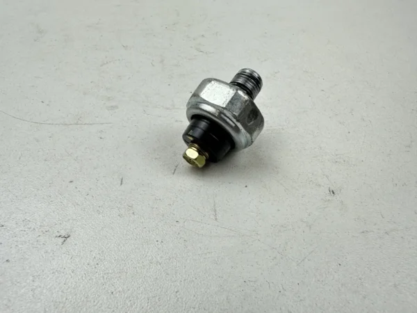 Pièce piece moto d'occasion authentique et vérifiée - Qualité garantie par Dratom Parts