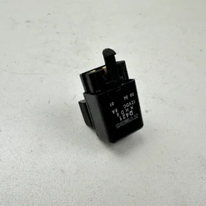 Pièce détachée piece moto d'origine contrôlée et testée - En stock chez Dratom Parts