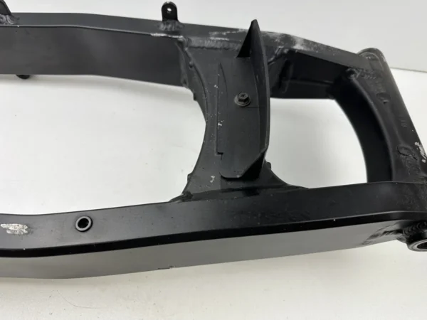 Composant piece moto d'occasion certifié en excellent état - Vendeur professionnel Dratom Parts