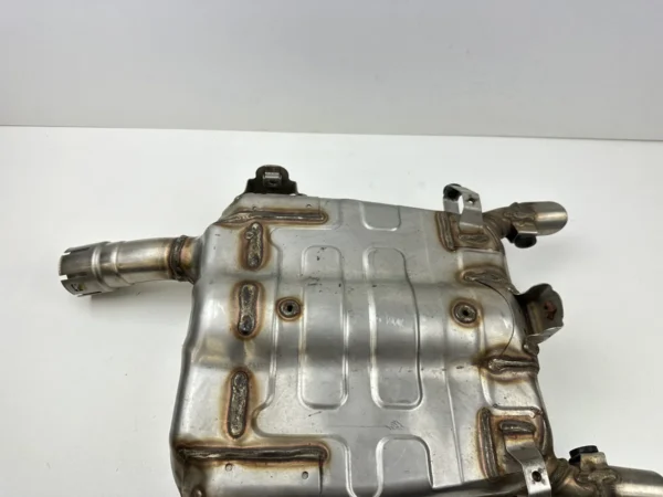 Composant piece moto d'occasion certifié en excellent état - Vendeur professionnel Dratom Parts