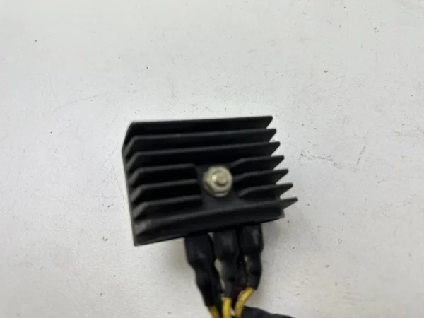 Pièce détachée piece moto d'origine contrôlée et testée - En stock chez Dratom Parts