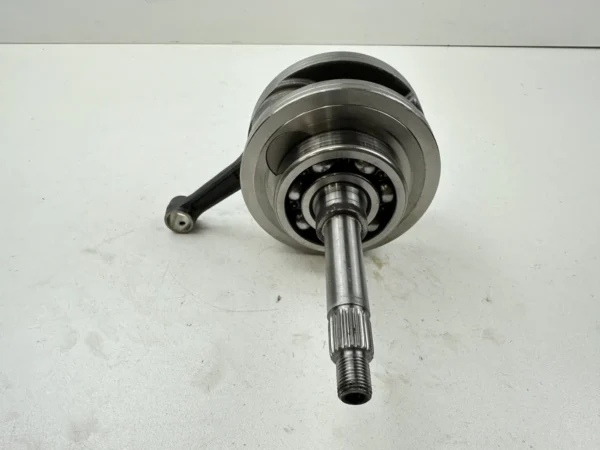Composant piece moto d'occasion certifié en excellent état - Vendeur professionnel Dratom Parts