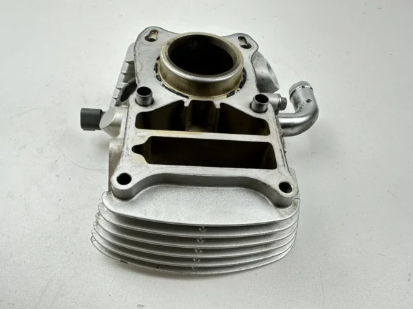 Pièce piece moto d'occasion authentique et vérifiée - Qualité garantie par Dratom Parts
