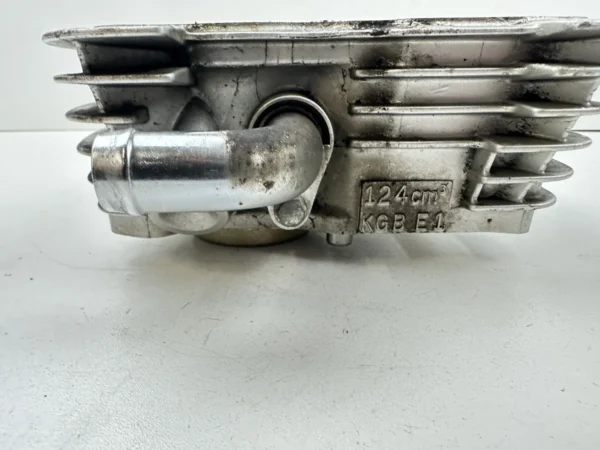 Composant piece moto d'occasion certifié en excellent état - Vendeur professionnel Dratom Parts