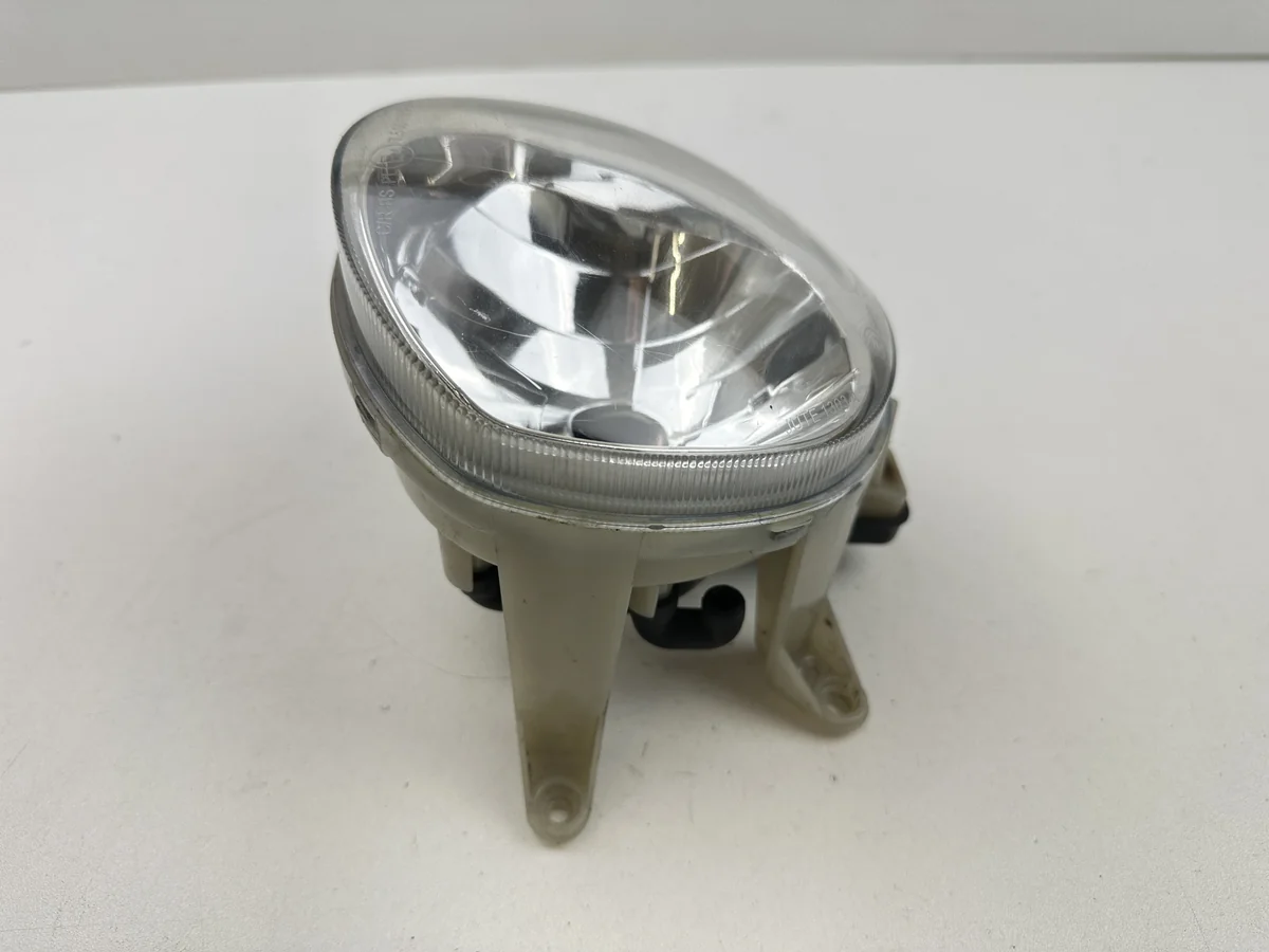 Dratom Parts piece moto 28 40 Pièce piece moto d'occasion authentique et vérifiée - Qualité garantie par Dratom Parts