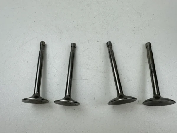 Pièce détachée piece moto d'origine contrôlée et testée - En stock chez Dratom Parts