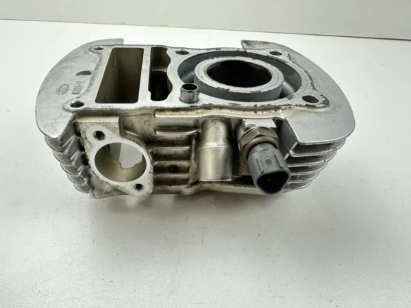 Pièce piece moto d'occasion authentique et vérifiée - Qualité garantie par Dratom Parts