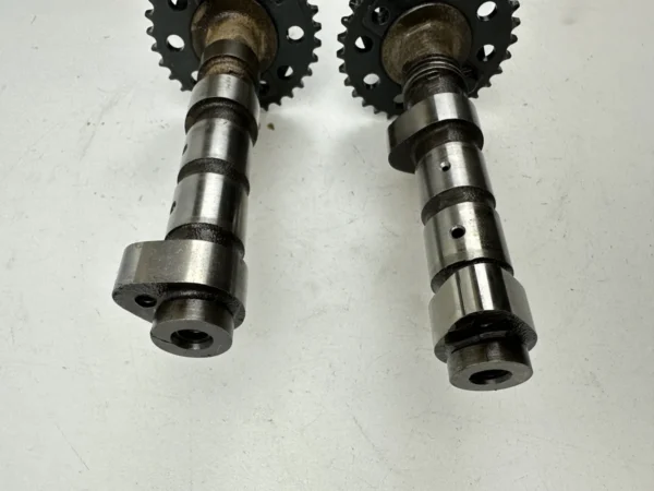 Pièce piece moto d'occasion authentique et vérifiée - Qualité garantie par Dratom Parts