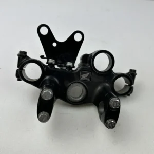 Pièce détachée piece moto d'origine contrôlée et testée - En stock chez Dratom Parts