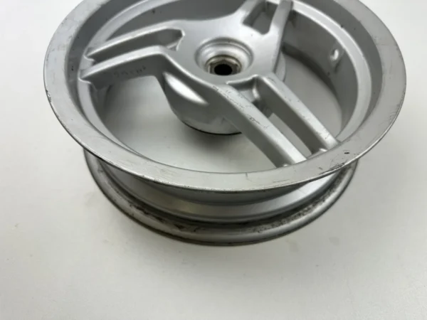 Composant piece moto d'occasion certifié en excellent état - Vendeur professionnel Dratom Parts