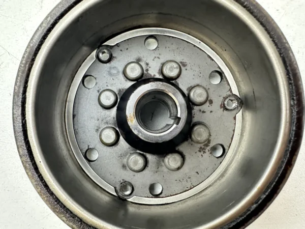 Composant piece moto d'occasion certifié en excellent état - Vendeur professionnel Dratom Parts