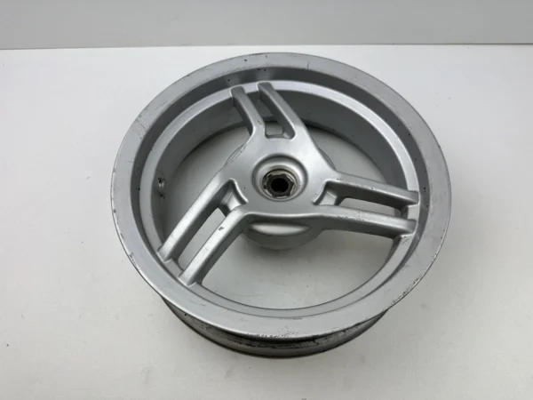 Pièce piece moto d'occasion authentique et vérifiée - Qualité garantie par Dratom Parts