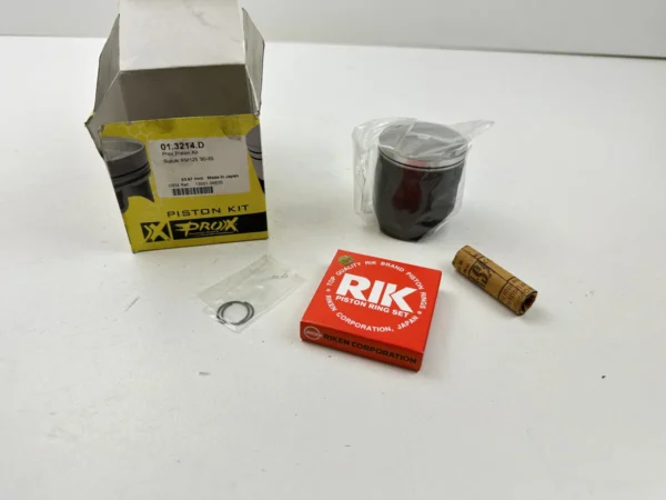 Pièce détachée piece moto d'origine contrôlée et testée - En stock chez Dratom Parts