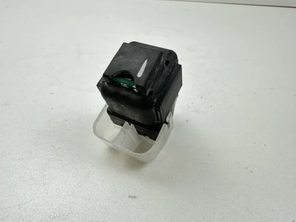 Pièce détachée piece moto d'origine contrôlée et testée - En stock chez Dratom Parts