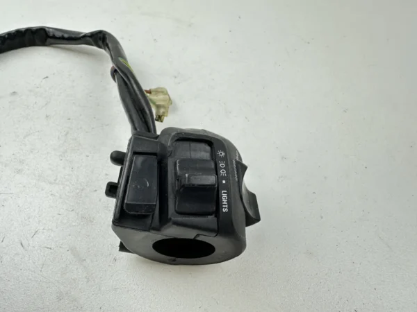 Pièce piece moto d'occasion authentique et vérifiée - Qualité garantie par Dratom Parts