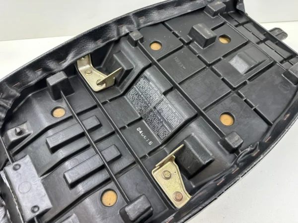 Pièce détachée piece moto d'origine contrôlée et testée - En stock chez Dratom Parts