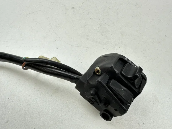 Pièce piece moto d'occasion authentique et vérifiée - Qualité garantie par Dratom Parts