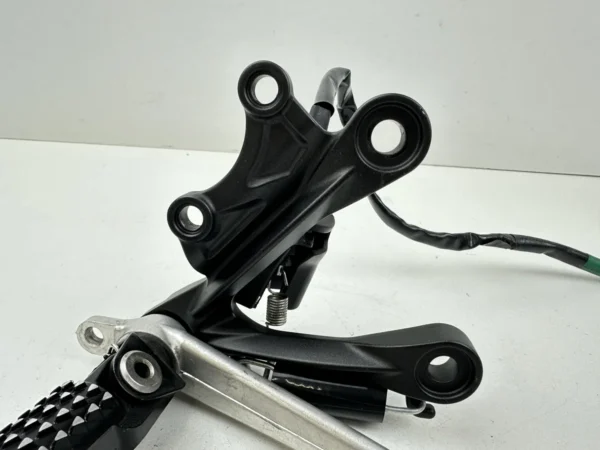 Pièce piece moto d'occasion authentique et vérifiée - Qualité garantie par Dratom Parts