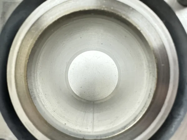 Composant piece moto d'occasion certifié en excellent état - Vendeur professionnel Dratom Parts