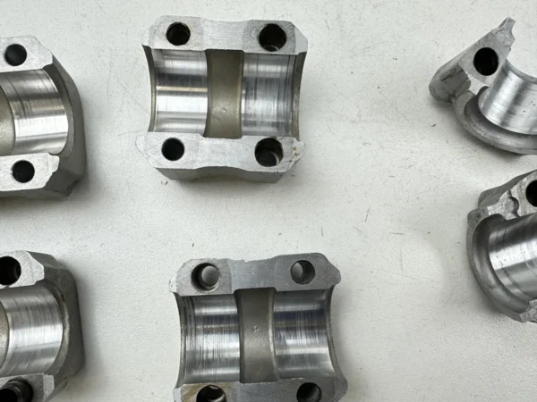 Pièce détachée piece moto d'origine contrôlée et testée - En stock chez Dratom Parts