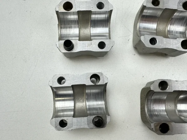 Composant piece moto d'occasion certifié en excellent état - Vendeur professionnel Dratom Parts