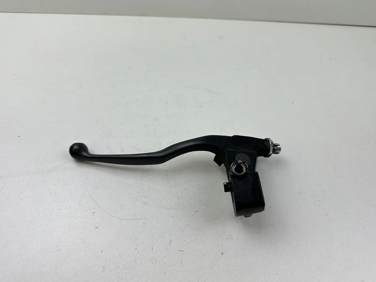 Dratom Parts piece moto 02 33 Pièce détachée piece moto d'origine contrôlée et testée - En stock chez Dratom Parts