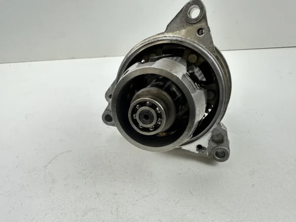 Composant piece moto d'occasion certifié en excellent état - Vendeur professionnel Dratom Parts