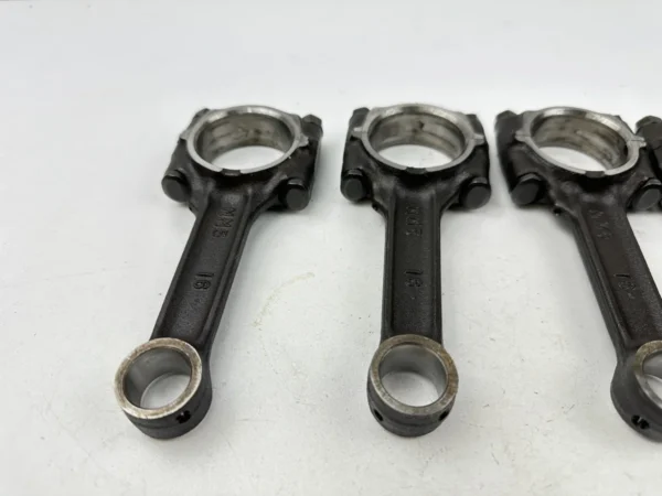 Composant piece moto d'occasion certifié en excellent état - Vendeur professionnel Dratom Parts