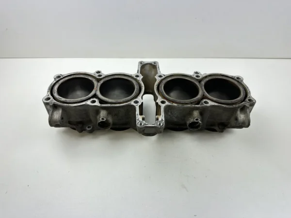 Pièce détachée piece moto d'origine contrôlée et testée - En stock chez Dratom Parts