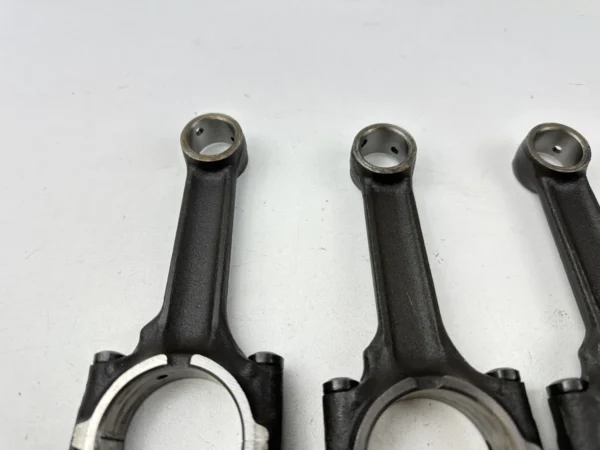 Pièce détachée piece moto d'origine contrôlée et testée - En stock chez Dratom Parts