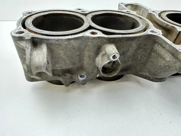 Composant piece moto d'occasion certifié en excellent état - Vendeur professionnel Dratom Parts