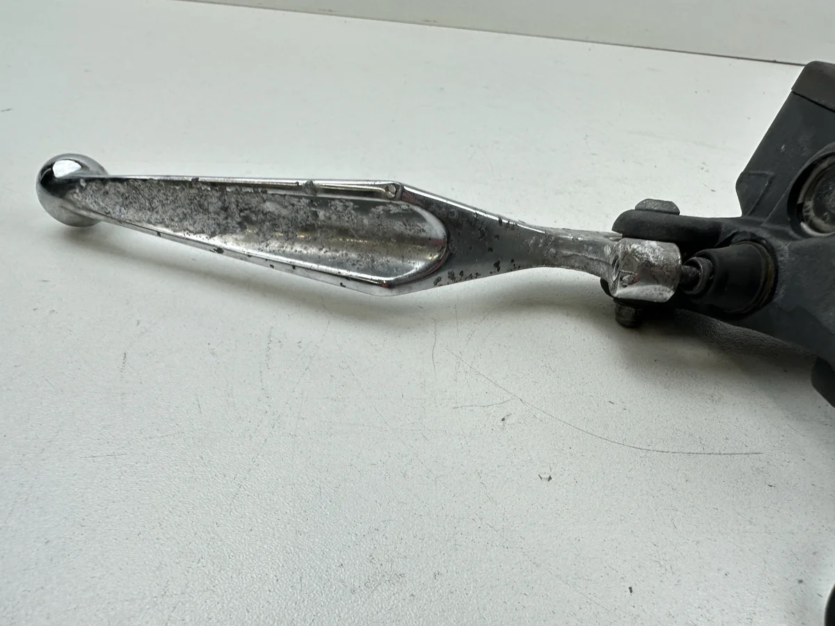 Dratom Parts piece moto 40 18 Pièce piece moto d'occasion authentique et vérifiée - Qualité garantie par Dratom Parts