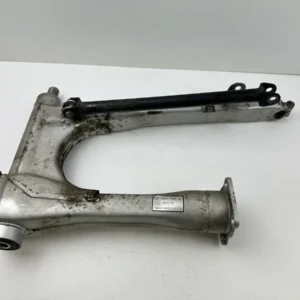 Pièce piece moto d'occasion authentique et vérifiée - Qualité garantie par Dratom Parts