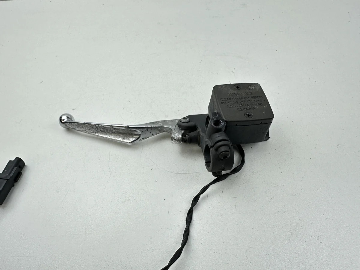 Dratom Parts piece moto 41 18 Pièce piece moto d'occasion authentique et vérifiée - Qualité garantie par Dratom Parts