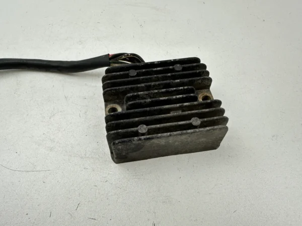 Pièce détachée piece moto d'origine contrôlée et testée - En stock chez Dratom Parts