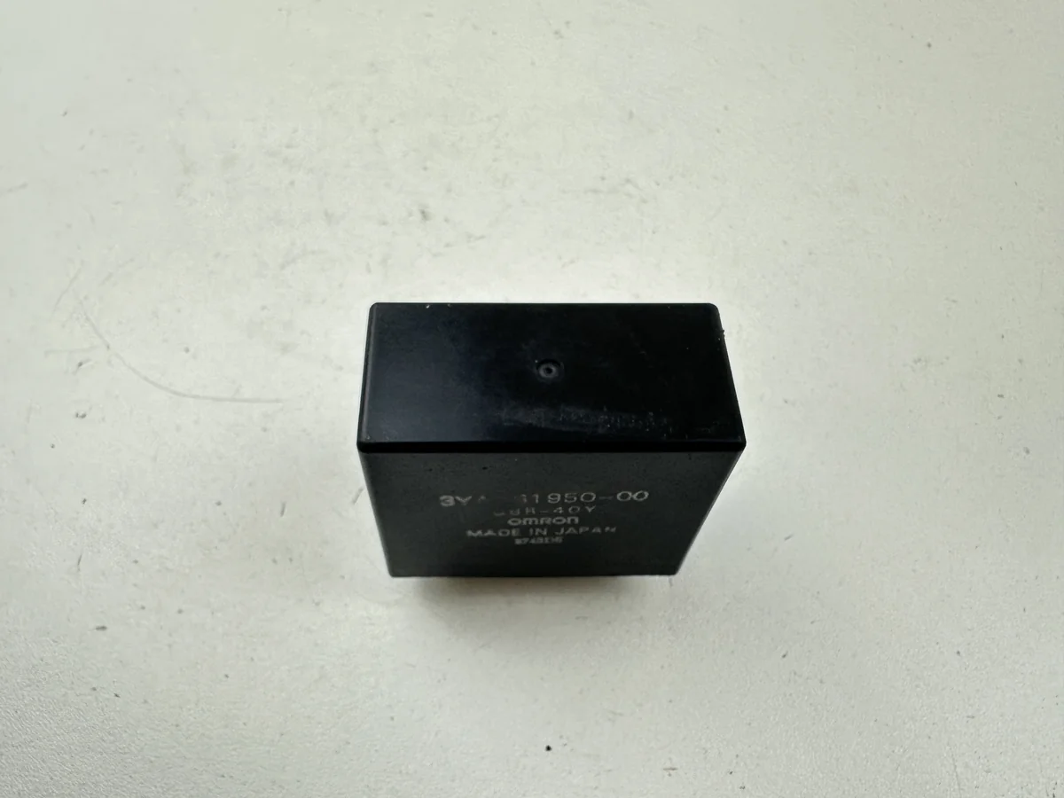 Dratom Parts piece moto 83 12 Pièce détachée piece moto d'origine contrôlée et testée - En stock chez Dratom Parts