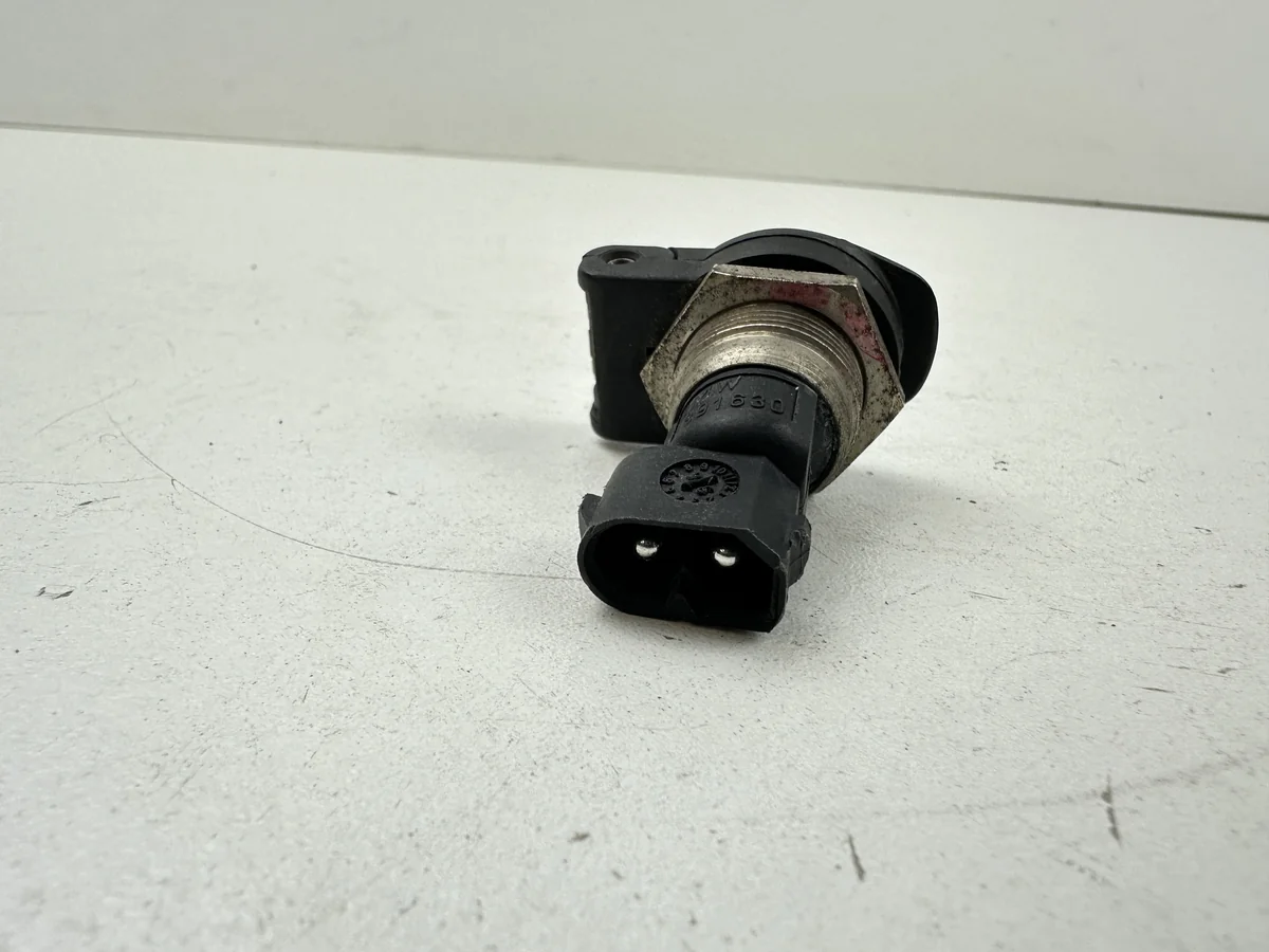 Dratom Parts piece moto 02 9 Pièce moto piece moto occasion premium sélectionnée par expert - Boutique Dratom Parts