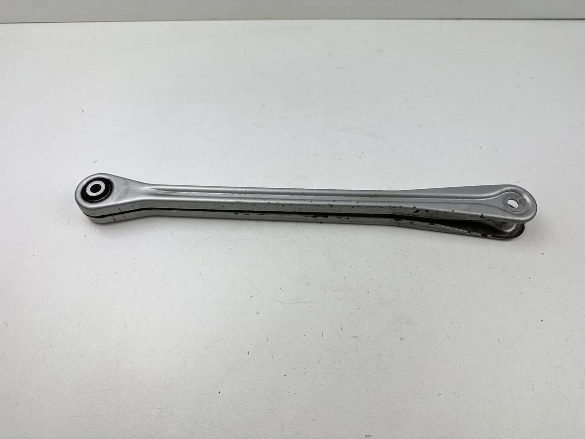 Dratom Parts piece moto 26 2 Pièce détachée piece moto d'origine contrôlée et testée - En stock chez Dratom Parts