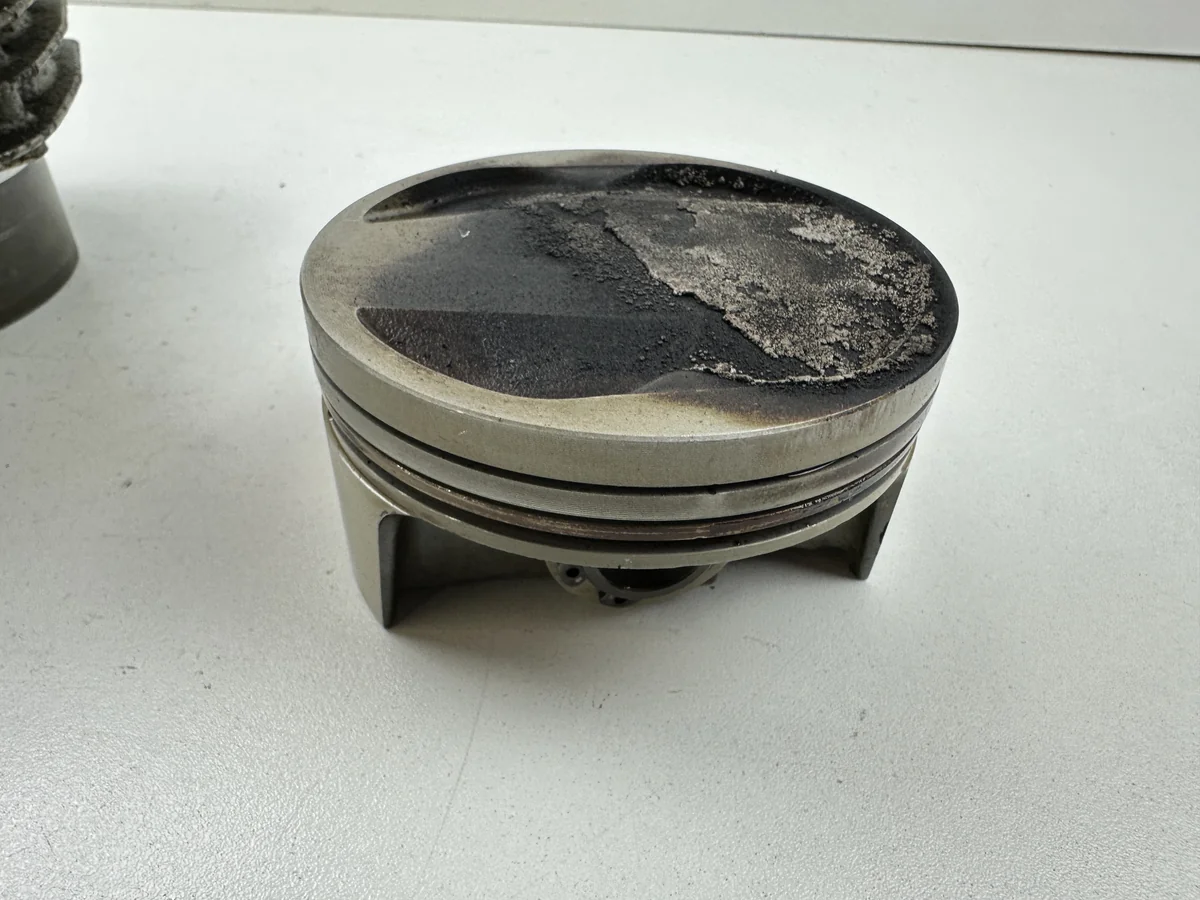 Dratom Parts piece moto 30 3 Pièce détachée piece moto d'origine contrôlée et testée - En stock chez Dratom Parts