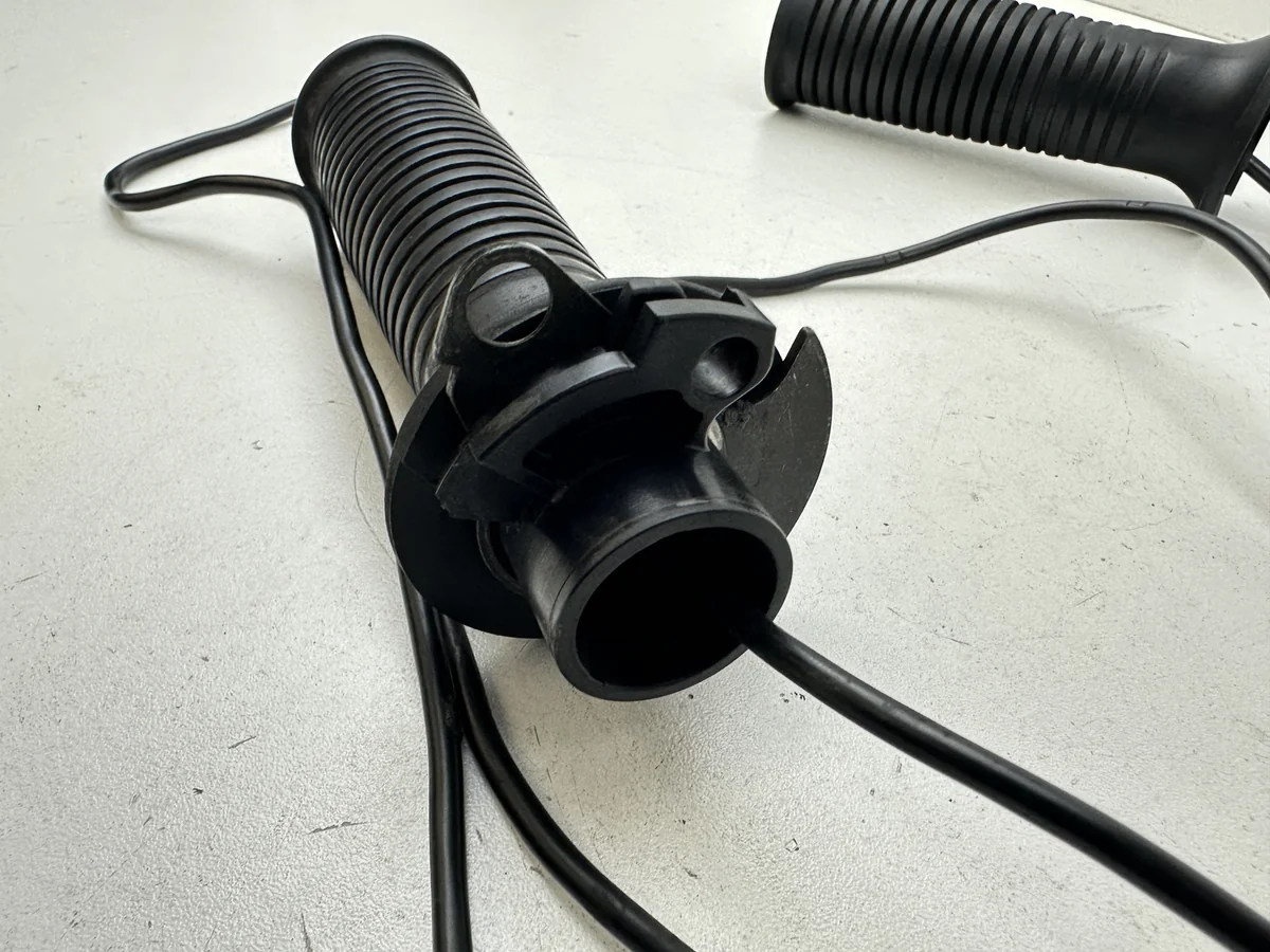 Dratom Parts piece moto 52 5 Pièce détachée piece moto d'origine contrôlée et testée - En stock chez Dratom Parts