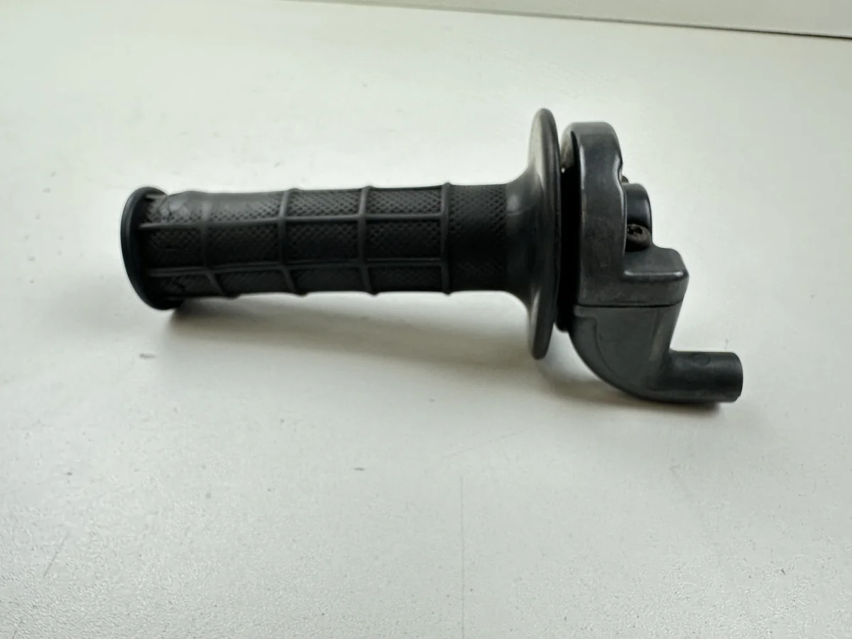 Dratom Parts piece moto 72 1 Pièce piece moto d'occasion authentique et vérifiée - Qualité garantie par Dratom Parts