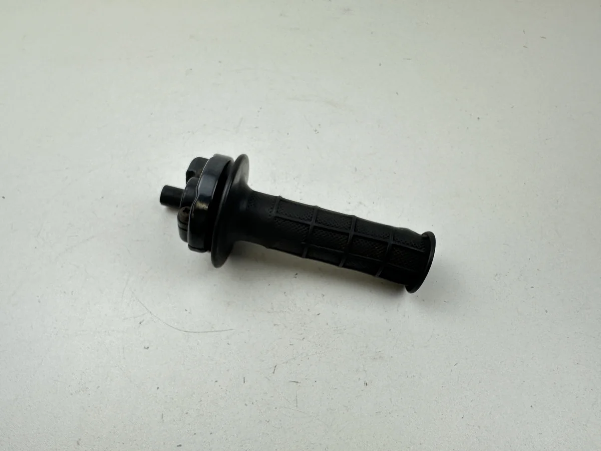 Dratom Parts piece moto 75 1 Pièce moto piece moto occasion premium sélectionnée par expert - Boutique Dratom Parts