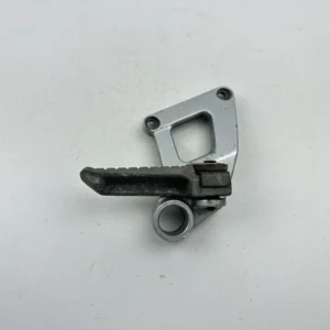 Platine Repose Pied Passager Droite Kawasaki ZZR 600 1995-2002 - Pièces Occasions